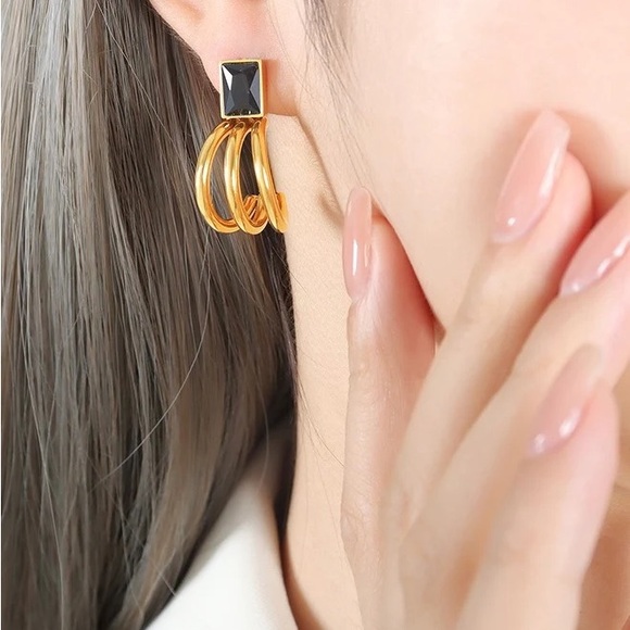 NEW💎18K Gold Statement Earrings*Zircon Earrings - Picture 3 of 4